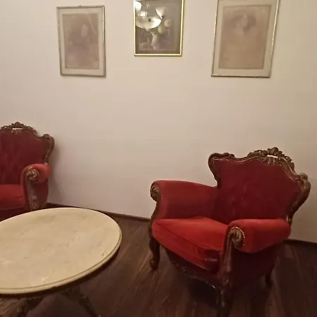 Piramida *